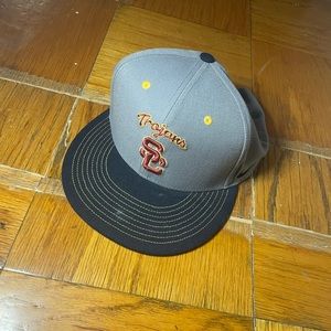 Nike True USC snap back cap